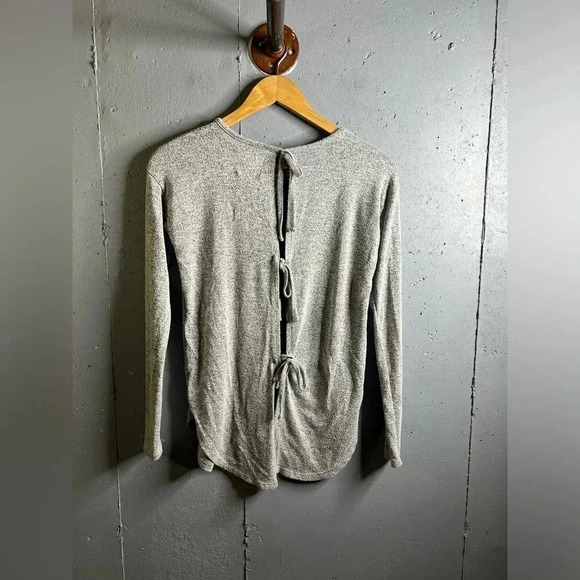 Aerie Just Add Leggings Women's Open Back Sweater - Picture 2 of 5